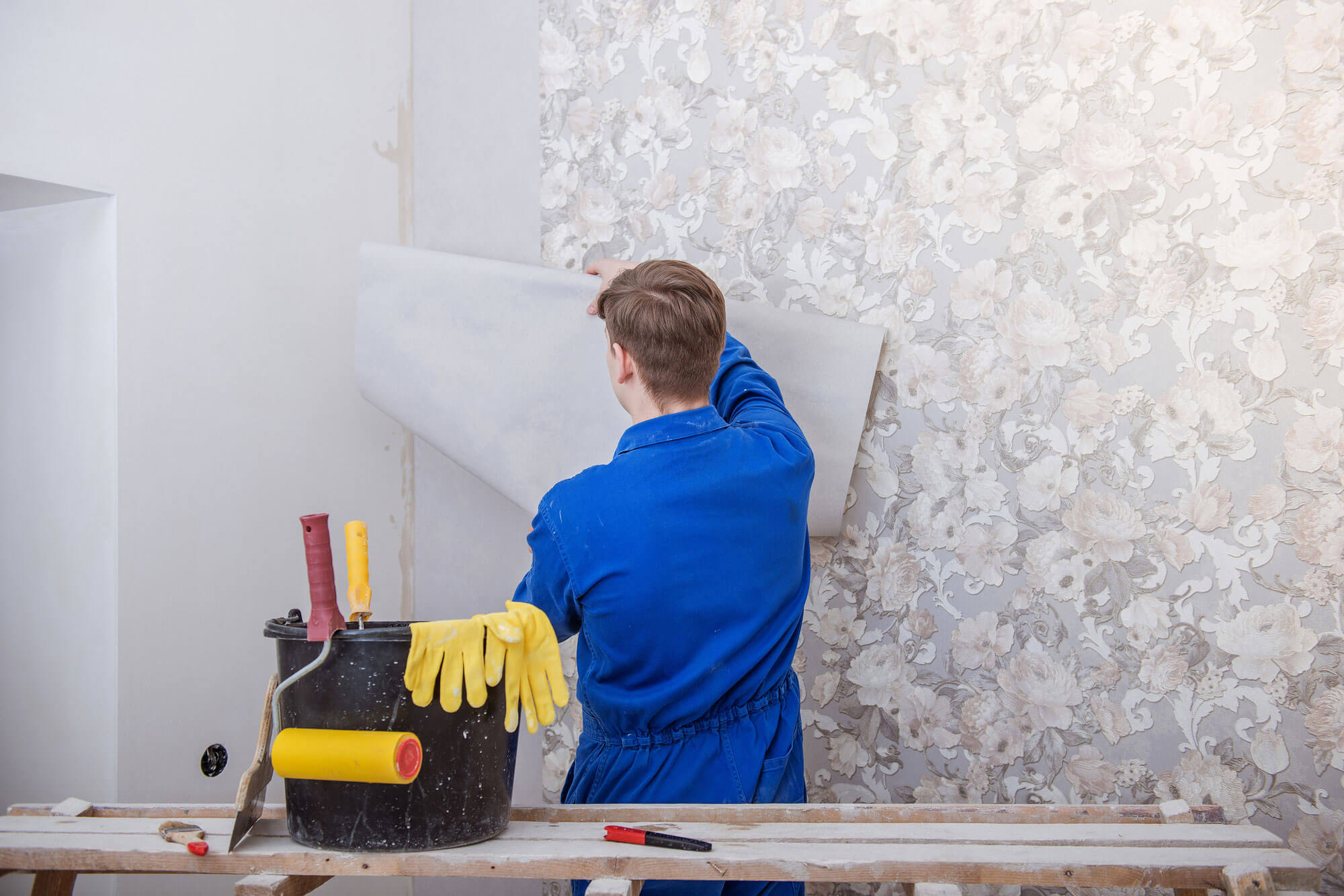 Wallpaper Installation Expert